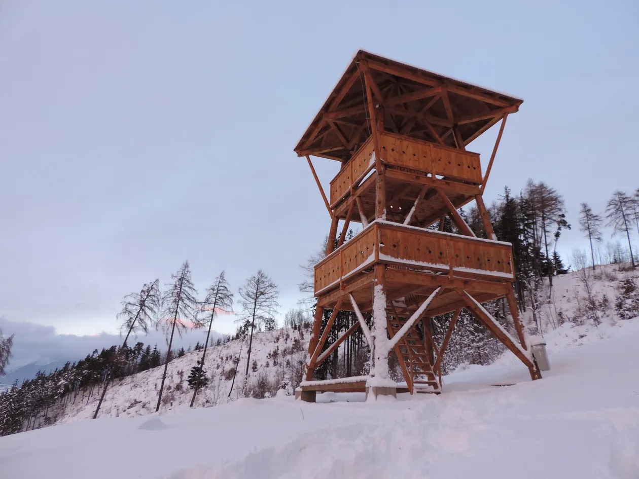 Svätojánska rozhľadňa cover image